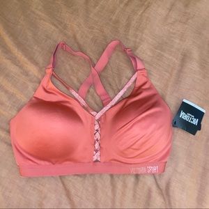 NWT Victoria’s Secret VSX Sports Bra - 36D